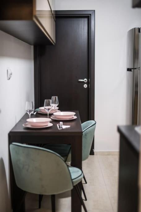 Central Oasis Apartment Bucharest Exterior photo